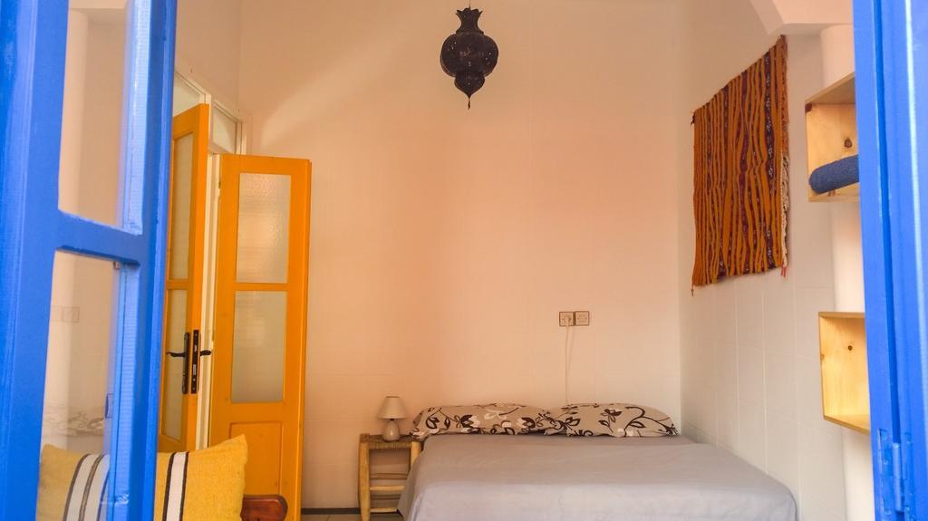 טגזוט Sundesk Coworking And B&B חדר תמונה